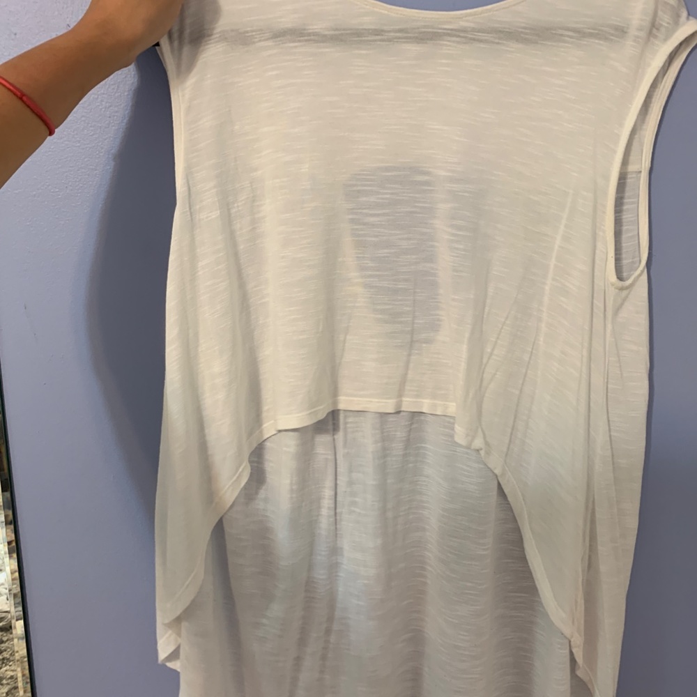 White High-Low Tee - Picture 3 of 4